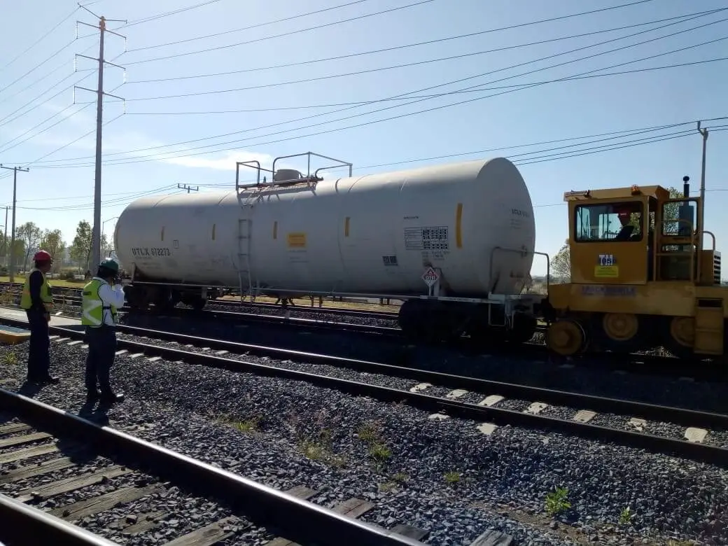 Reglas para el movimiento de equipos de arrastre en la industria ferroviaria.