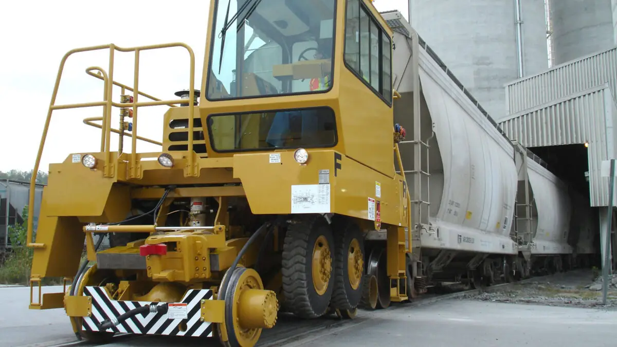 Aprendiendo Operación Segura de Tractocarril o Remolcador.